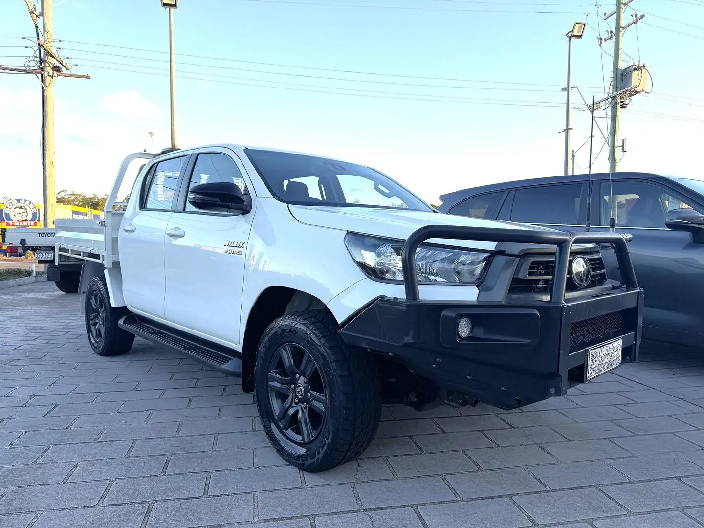 2023 Toyota Hilux Gallery Image 1