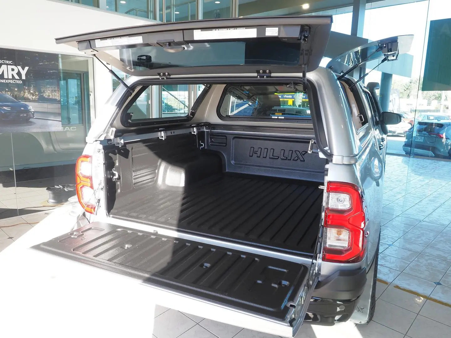 2025 Toyota Hilux Gallery Image 3