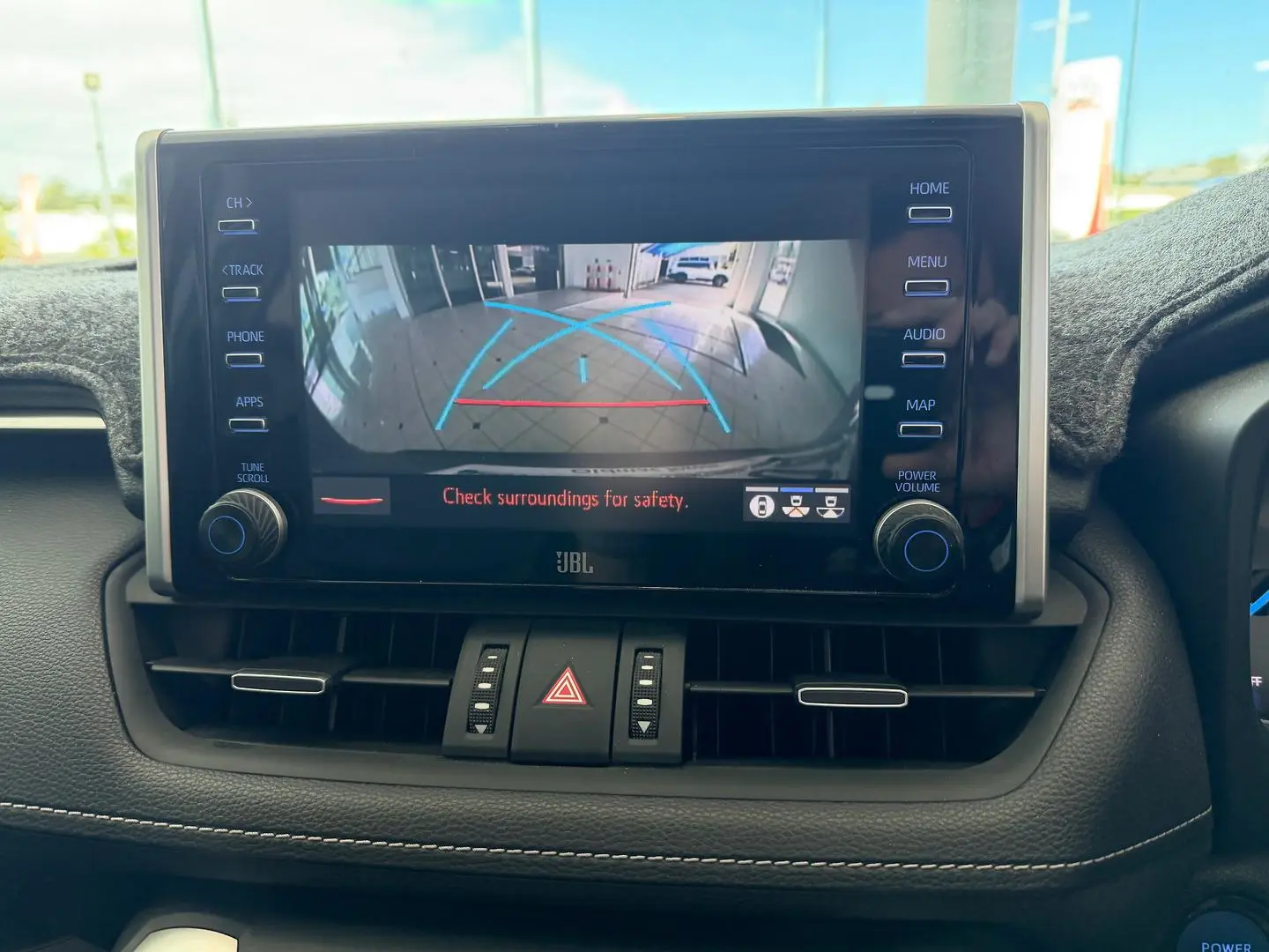 2019 Toyota RAV4 Gallery Image 19