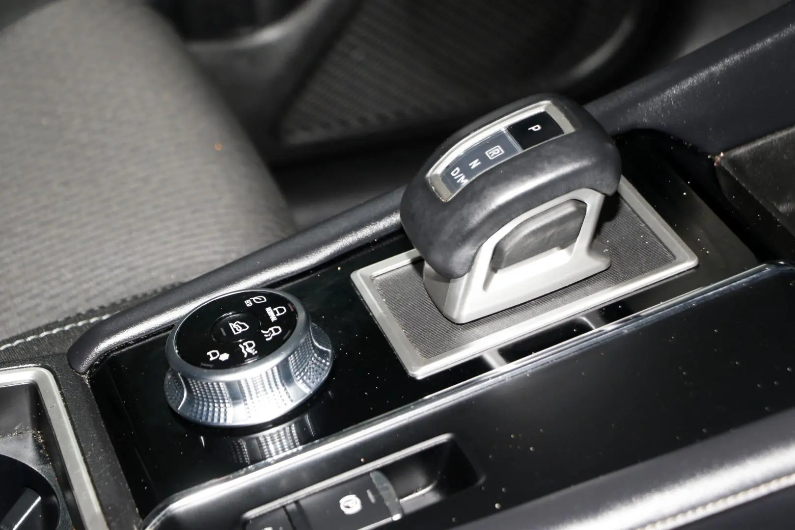 2024 Mitsubishi Outlander Gallery Image 13