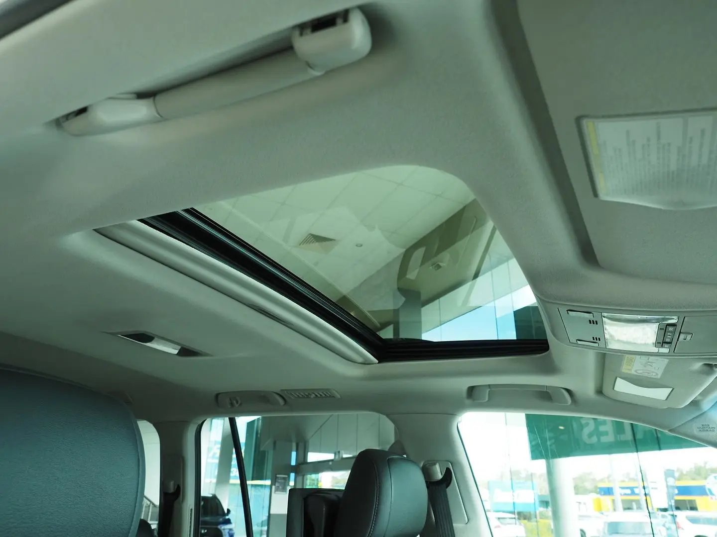 2018 Toyota Landcruiser Gallery Image 18