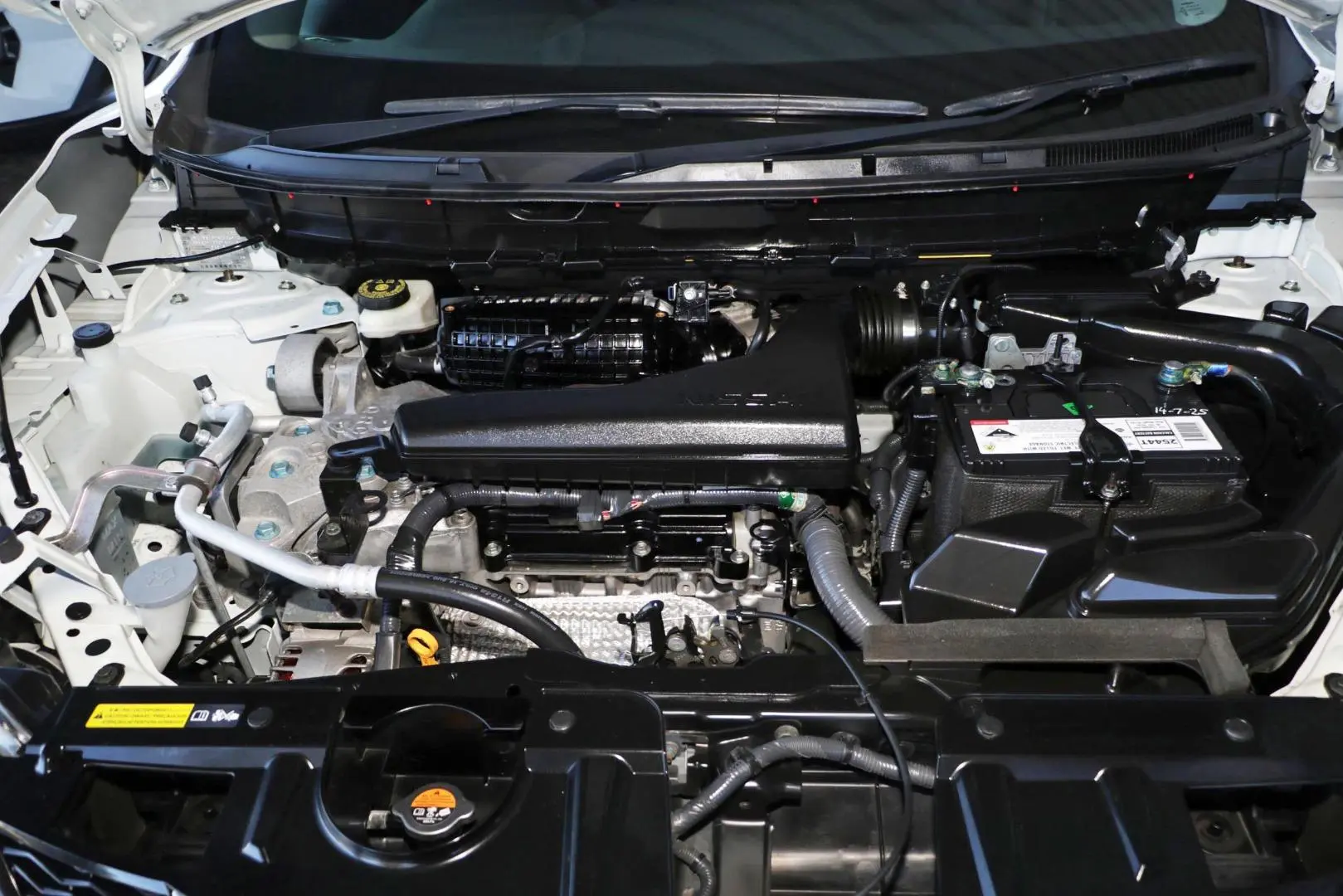 2015 Nissan X-TRAIL Gallery Image 21