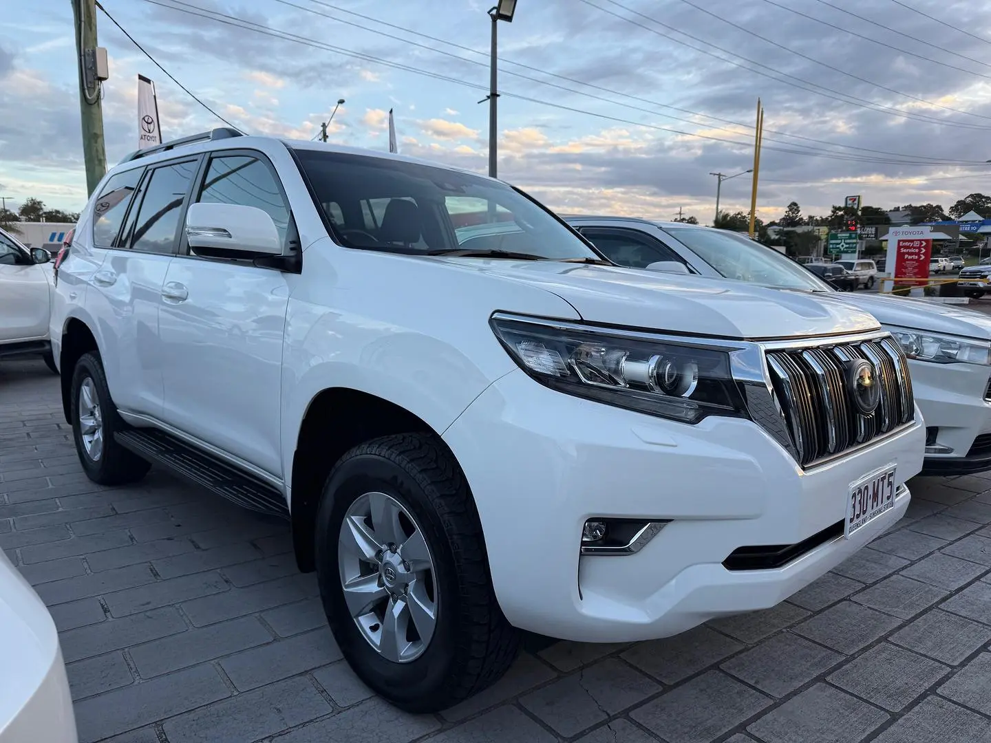 2022 Toyota Landcruiser Prado Gallery Image 1