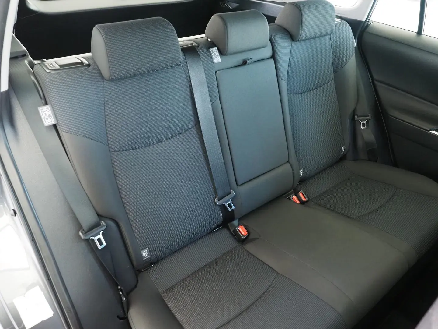 2024 Toyota RAV4 Gallery Image 16