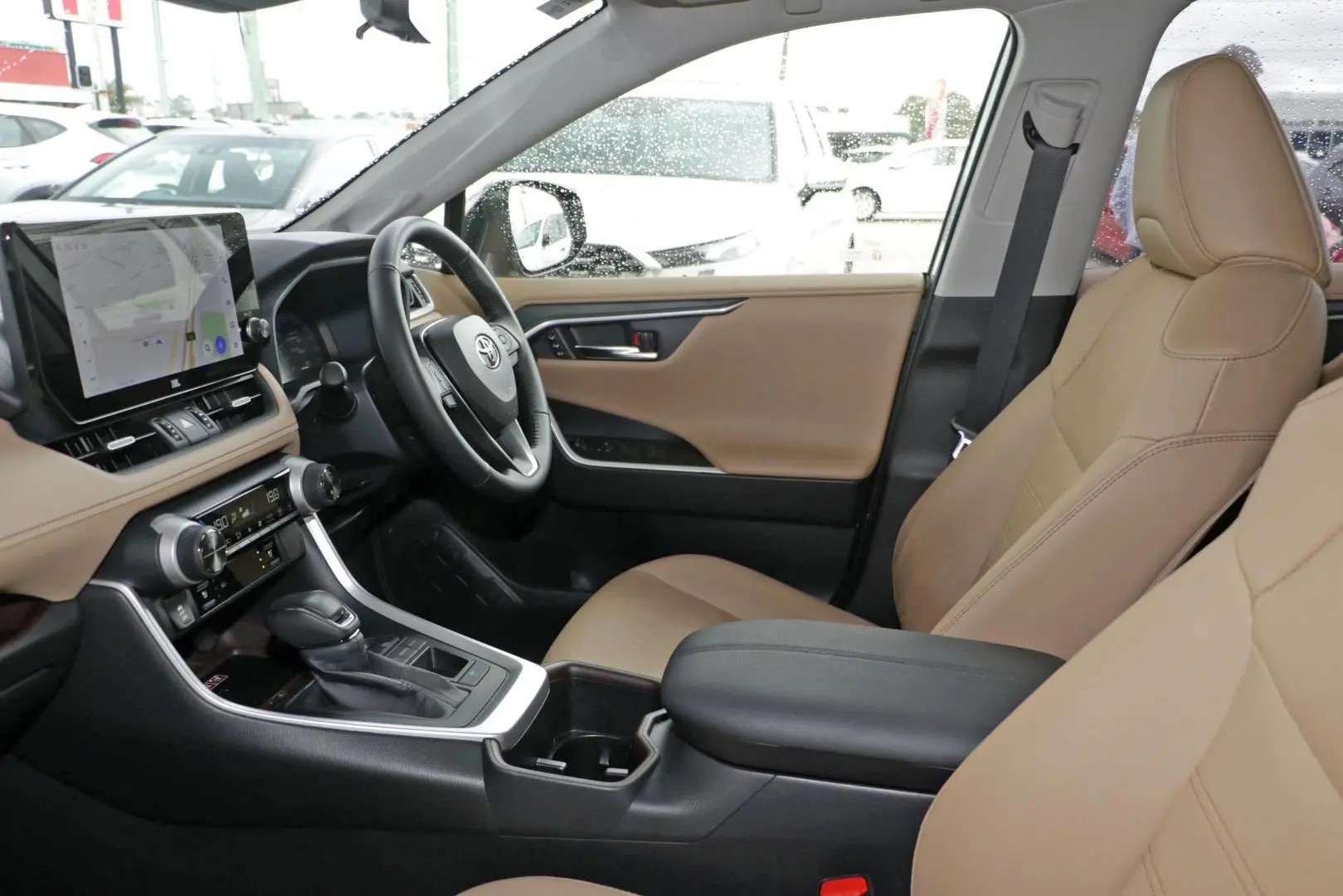 2025 Toyota RAV4 Gallery Image 8