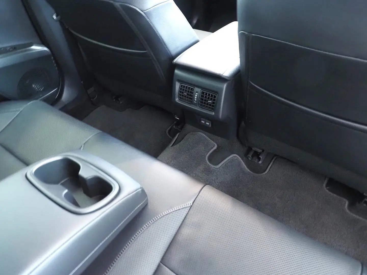2026 Toyota Camry Gallery Image 16