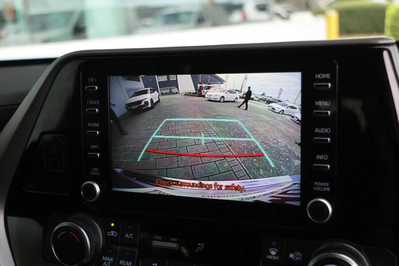2022 Toyota Kluger Gallery Image 12