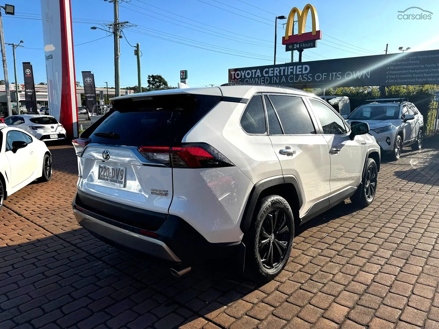 2022 Toyota RAV4 Image 5