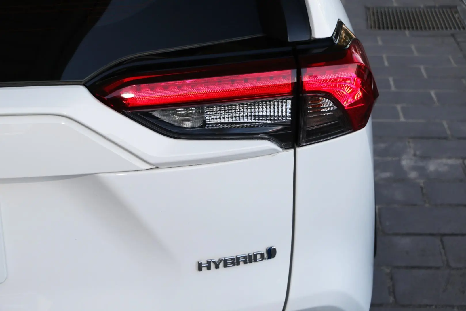 2021 Toyota RAV4 Gallery Image 21