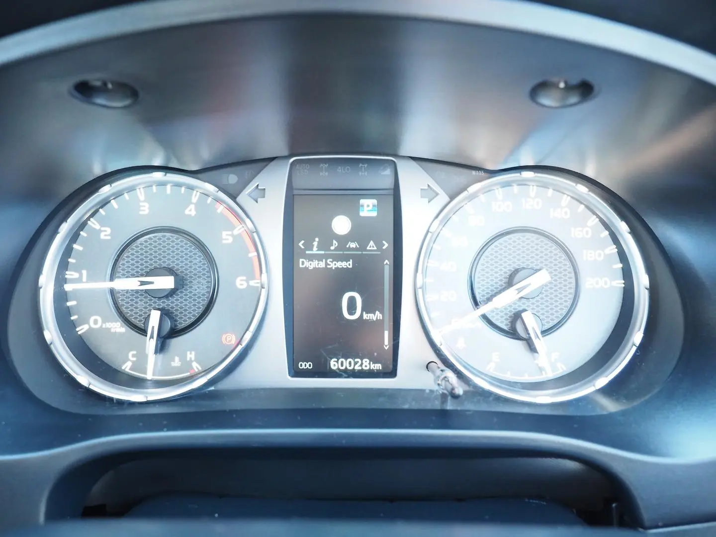 2022 Toyota Hilux Gallery Image 25