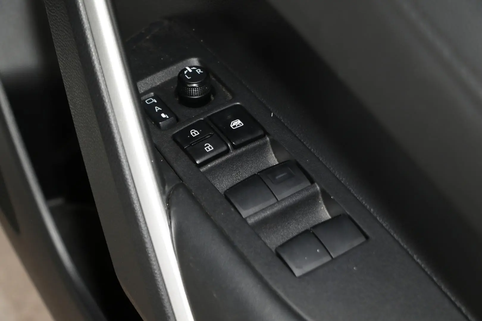 2024 Toyota Corolla Cross Gallery Image 22