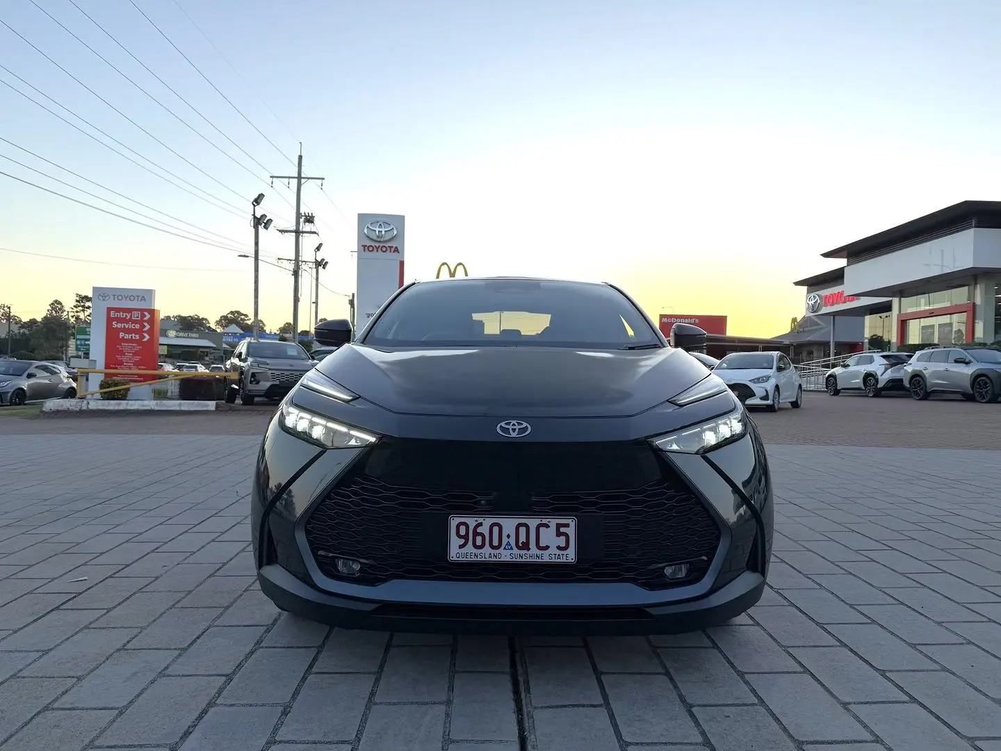 2024 Toyota C-HR Gallery Image 12