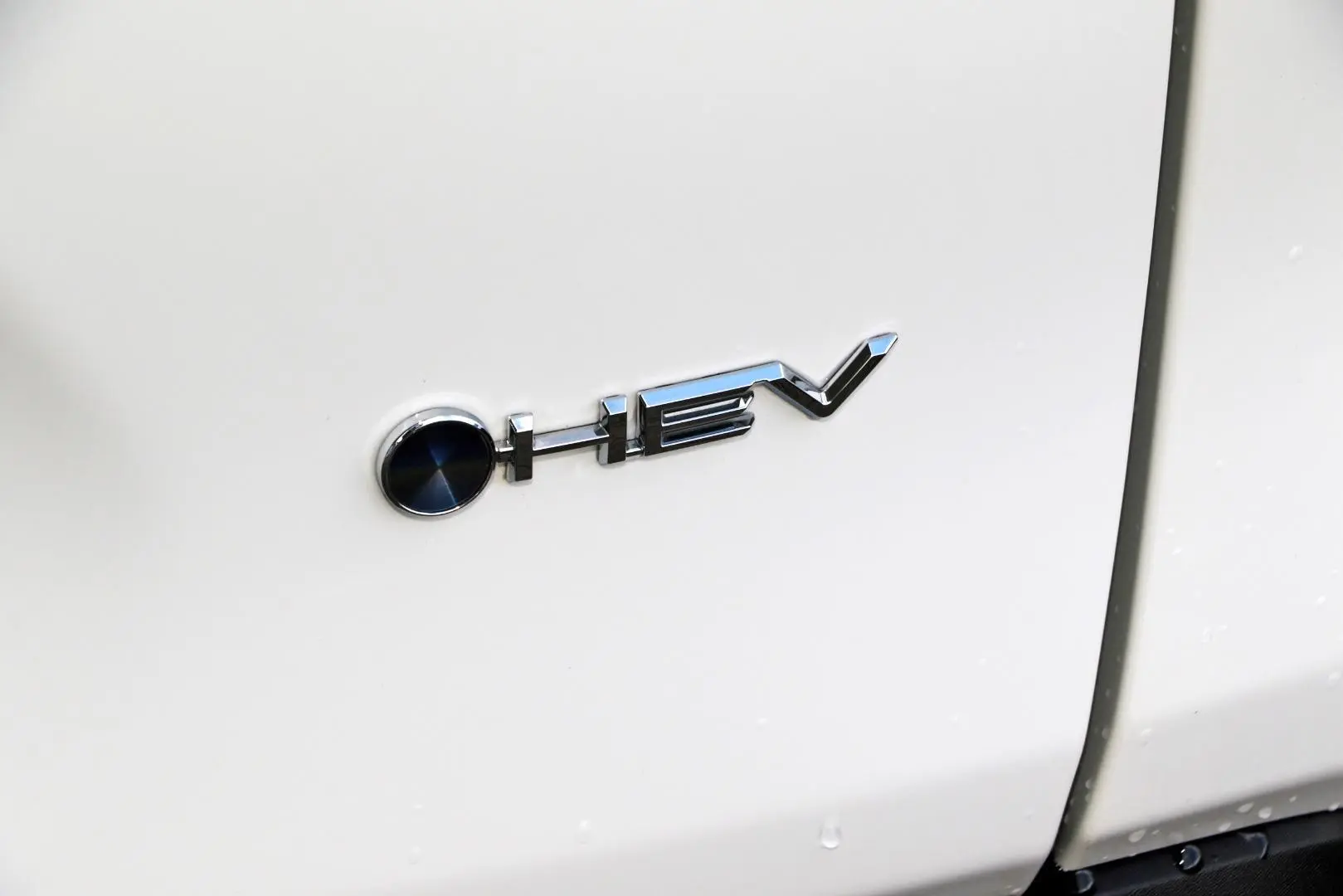 2025 Toyota RAV4 Gallery Image 22