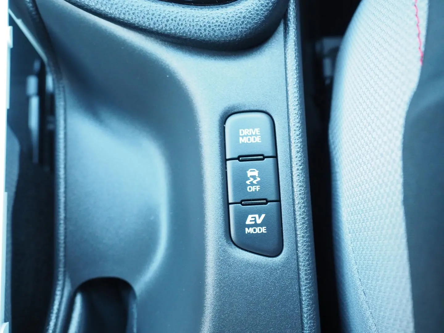 2021 Toyota Yaris Gallery Image 27