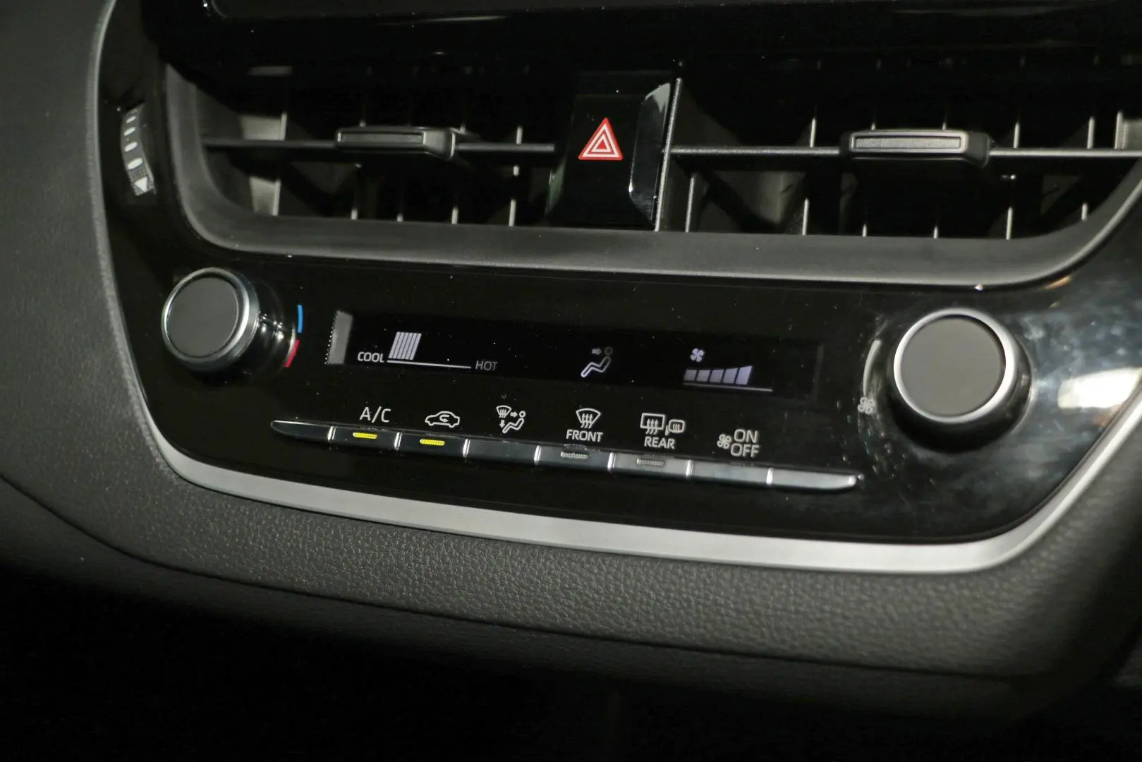 2024 Toyota Corolla Gallery Image 13