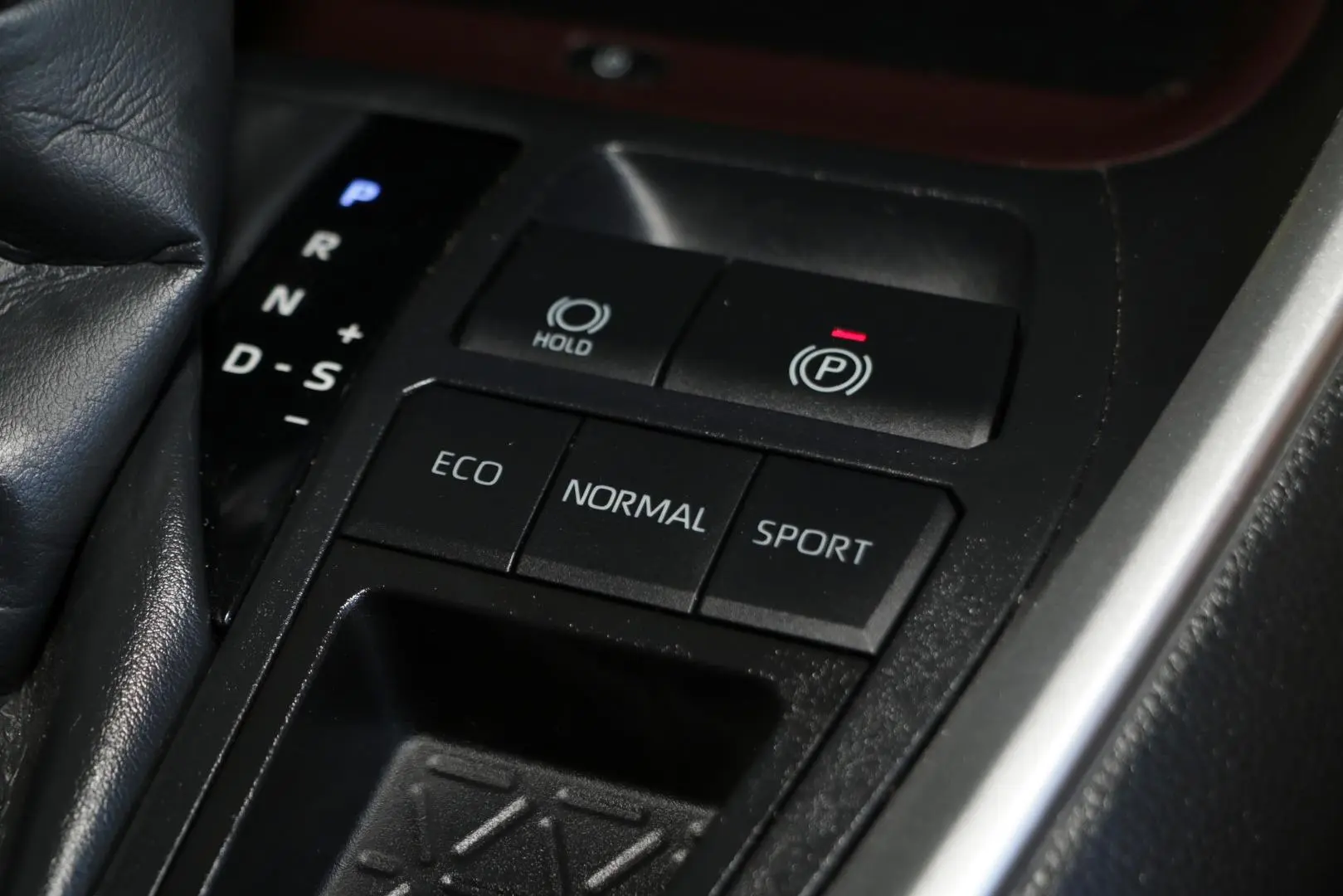 2023 Toyota RAV4 Gallery Image 16