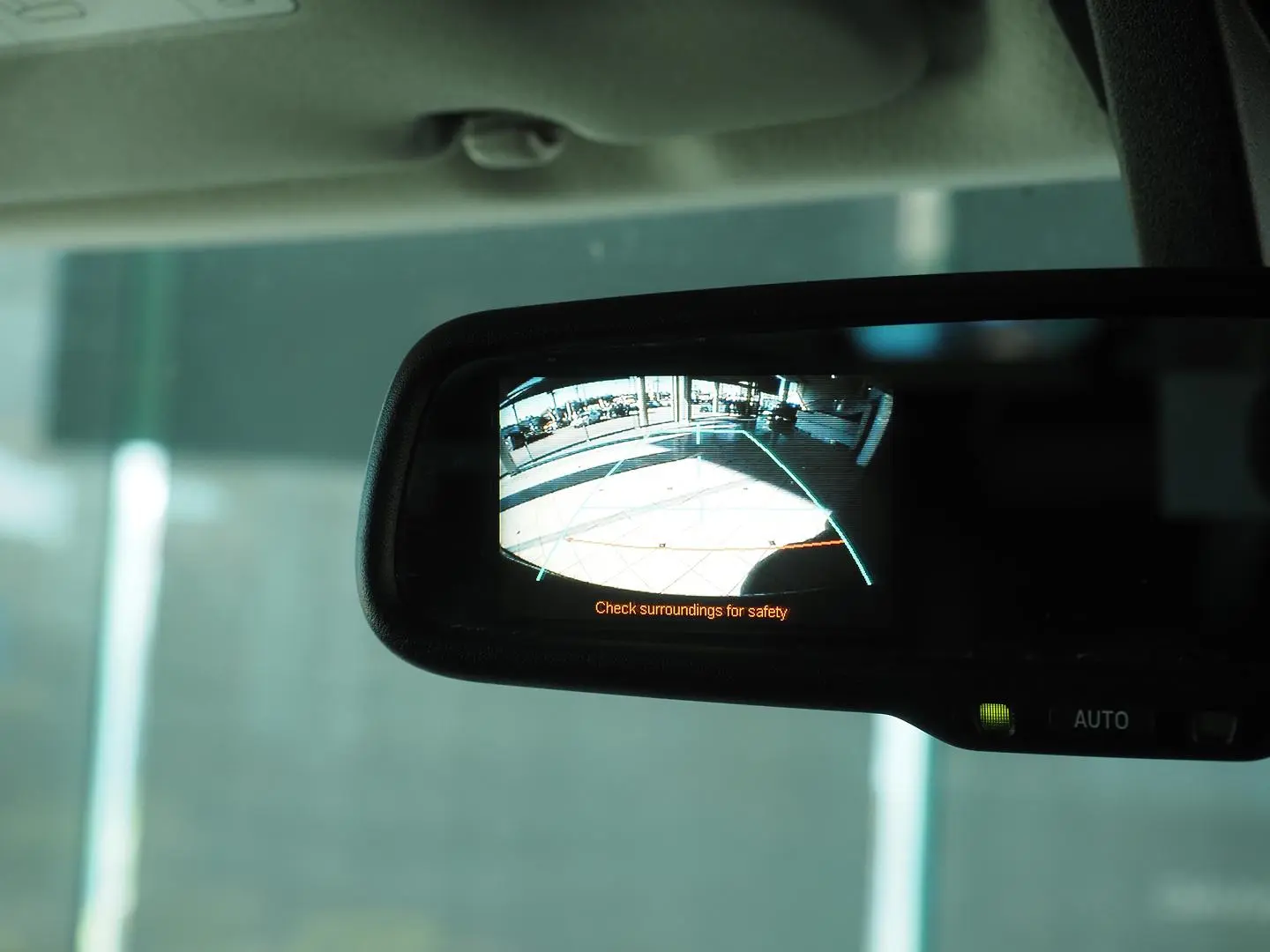 2013 Toyota FJ Cruiser Gallery Image 18