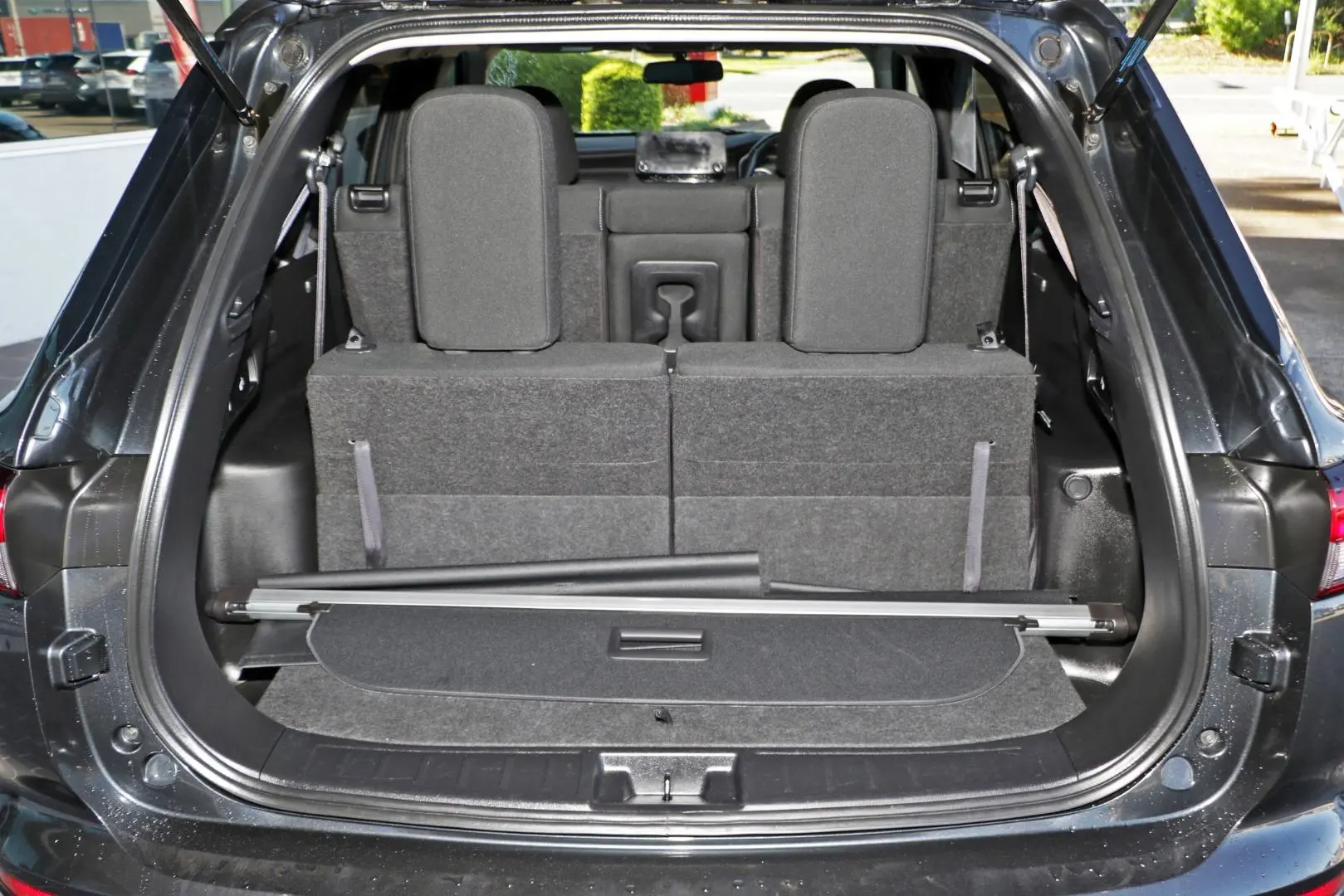 2024 Mitsubishi Outlander Gallery Image 22