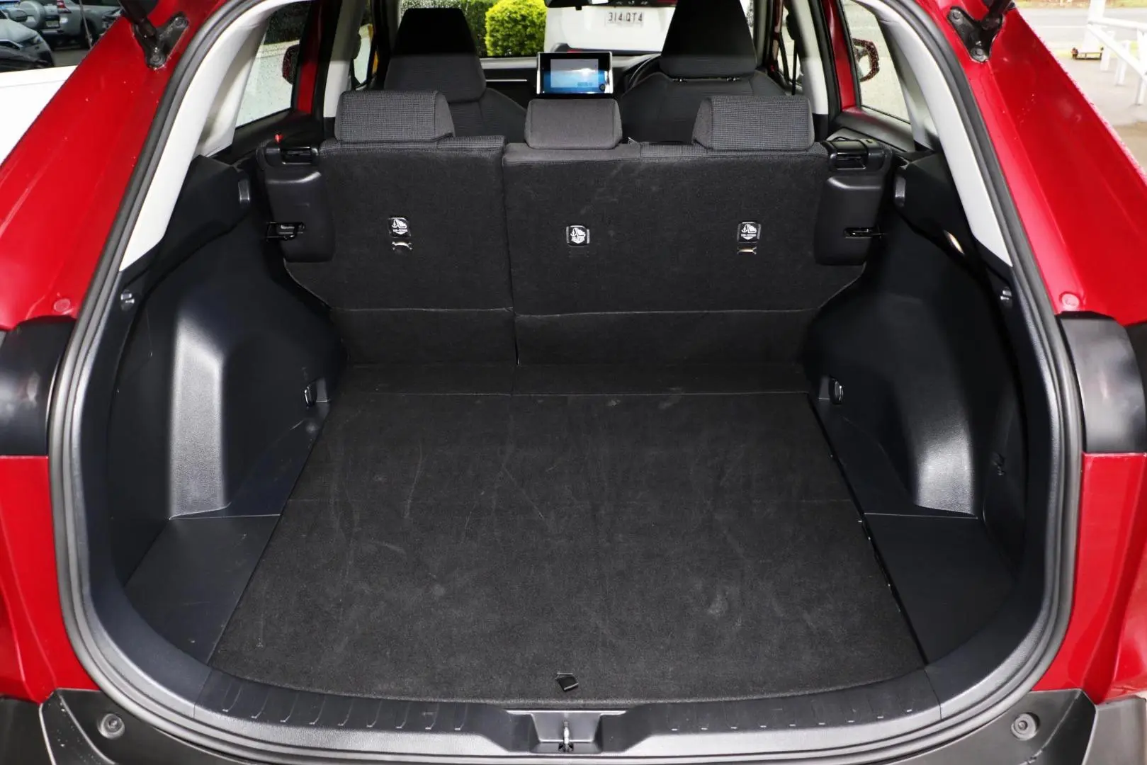 2025 Toyota RAV4 Gallery Image 22