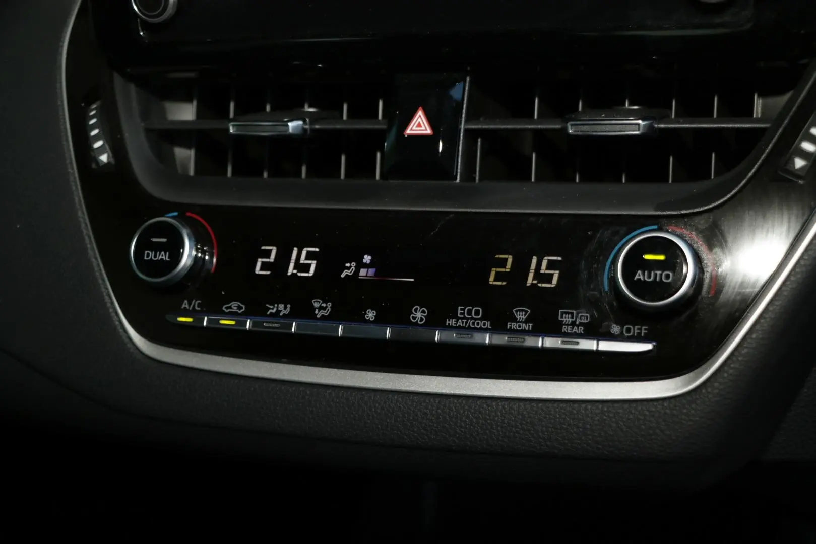 2022 Toyota Corolla Gallery Image 17