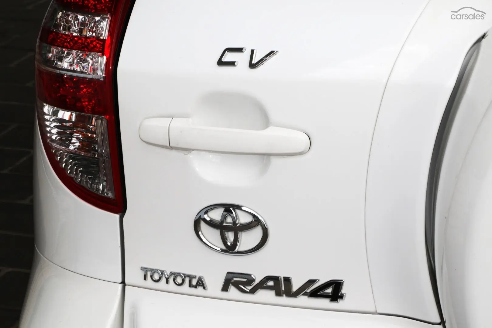 2011 Toyota RAV4 Image 19