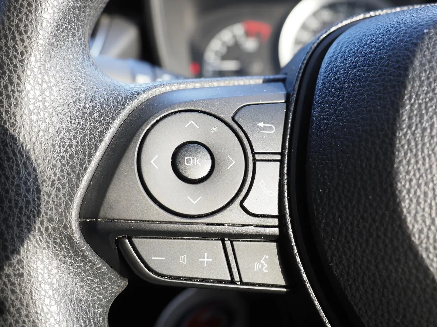 2020 Toyota Corolla Gallery Image 16