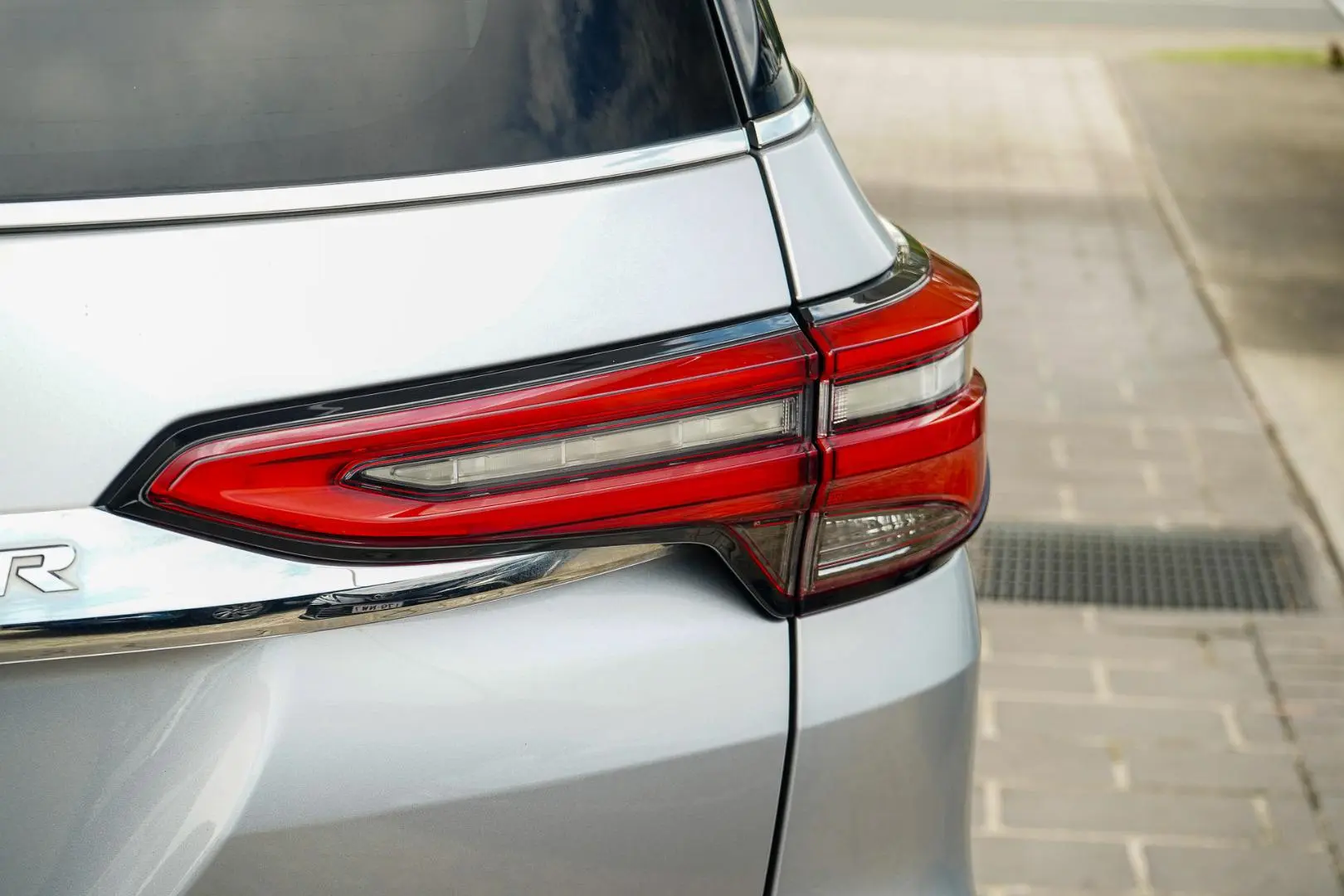 2020 Toyota Fortuner Gallery Image 22