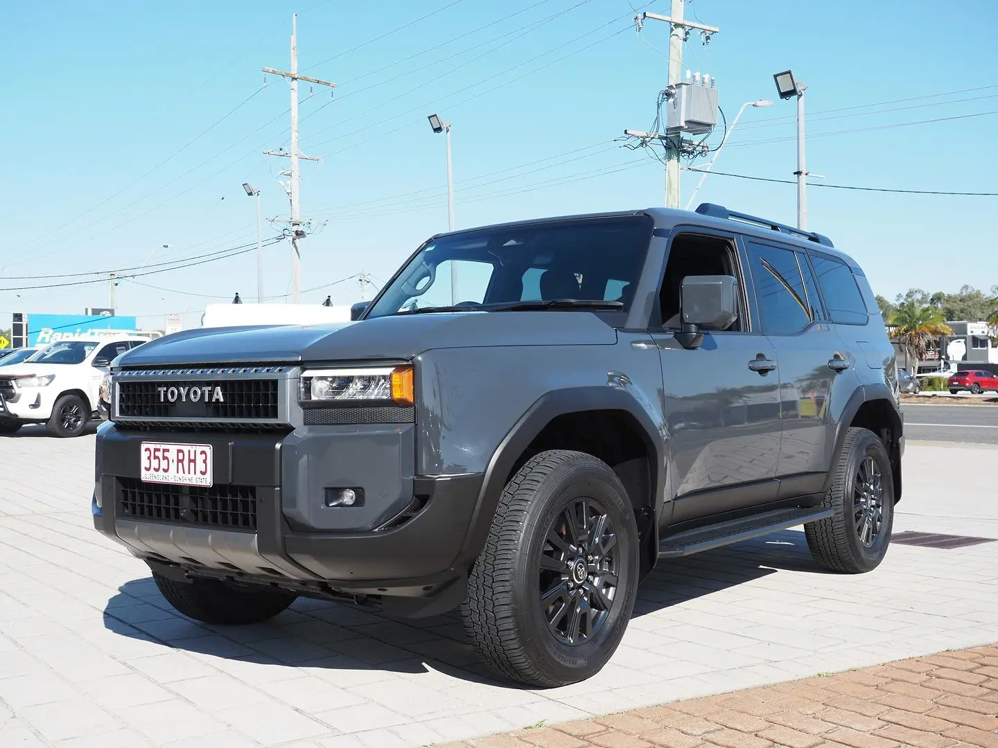 2025 Toyota Landcruiser Prado Gallery Image 12