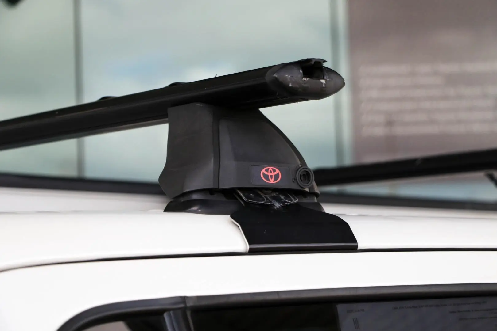 2016 Toyota Hilux Gallery Image 23