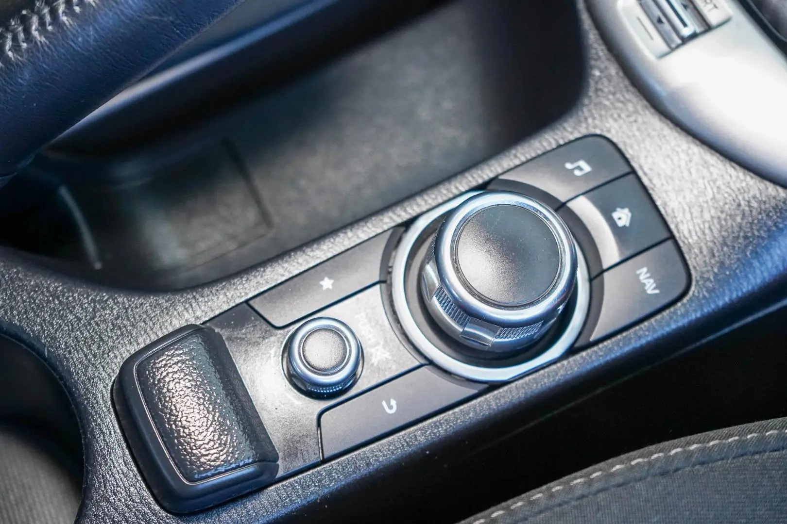 2016 Mazda CX-3 Gallery Image 15
