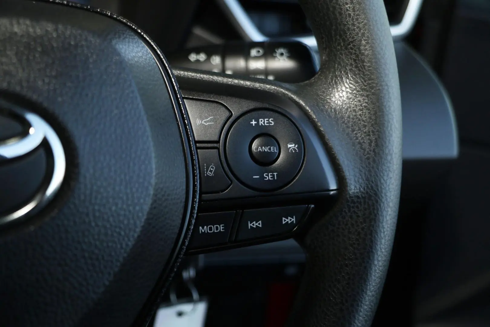 2020 Toyota Corolla Gallery Image 14