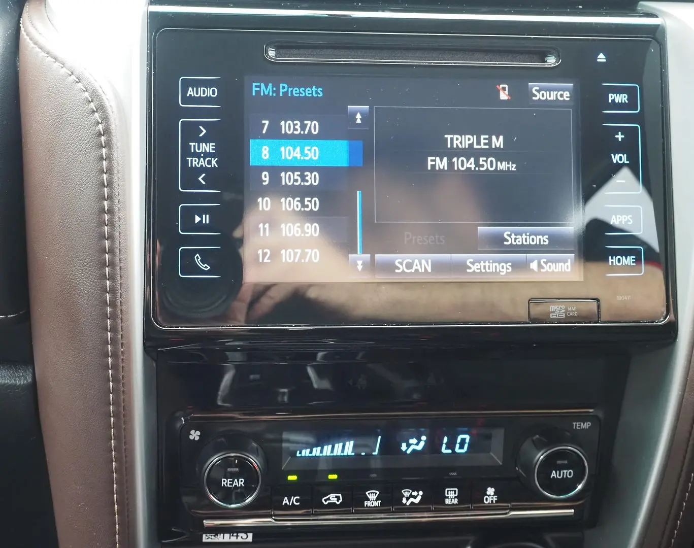 2017 Toyota Fortuner Gallery Image 27