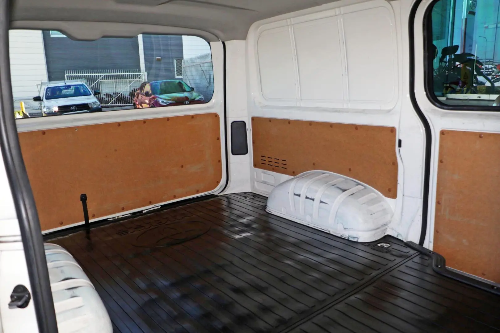 2024 Toyota Hiace Gallery Image 19