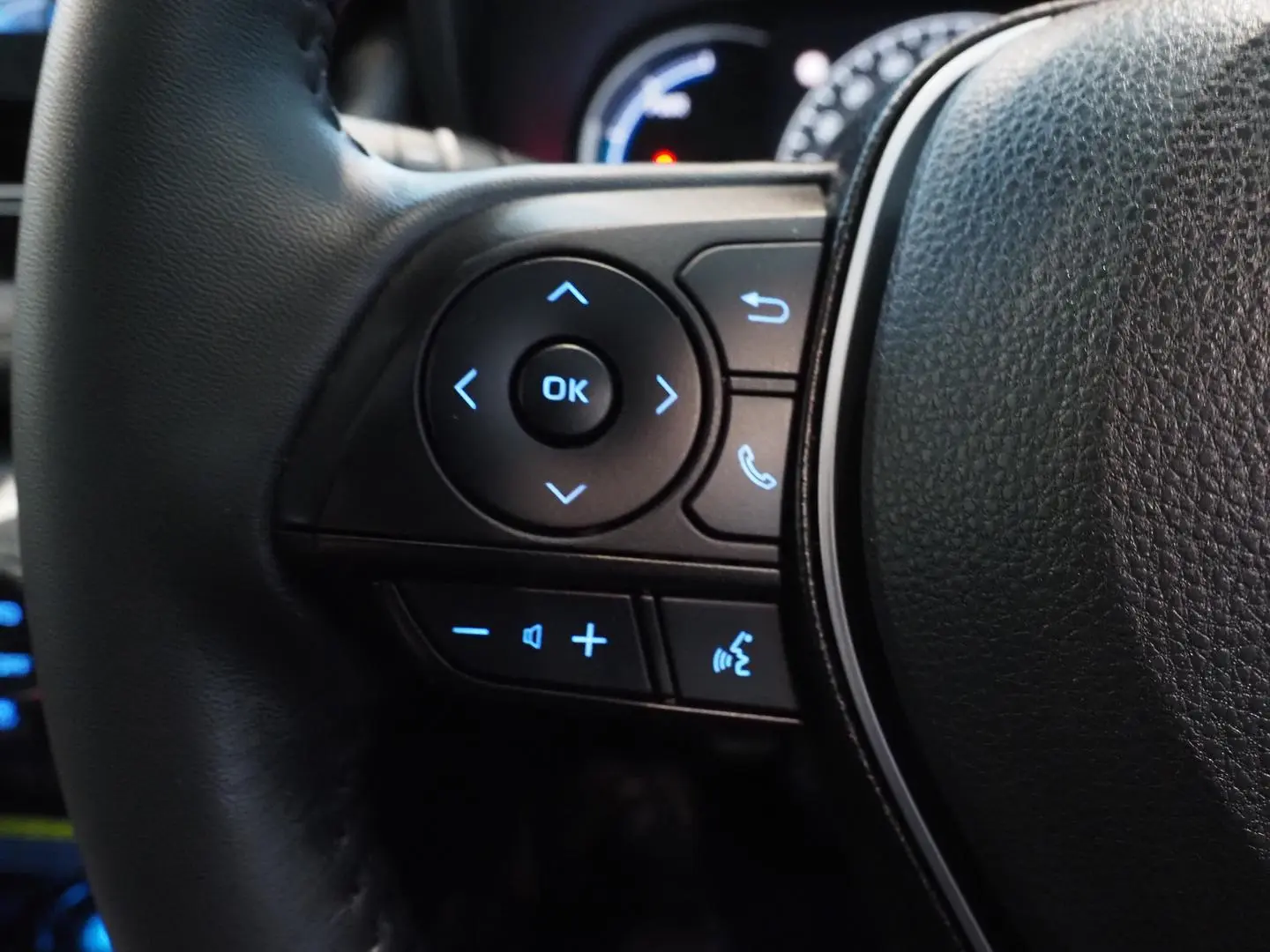 2021 Toyota RAV4 Gallery Image 26