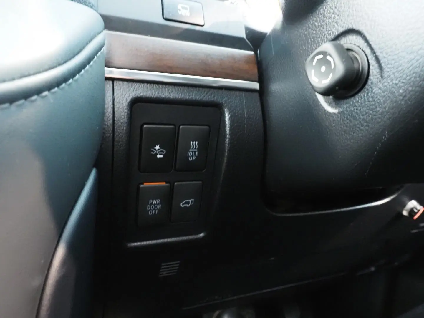 2021 Toyota Landcruiser Gallery Image 37