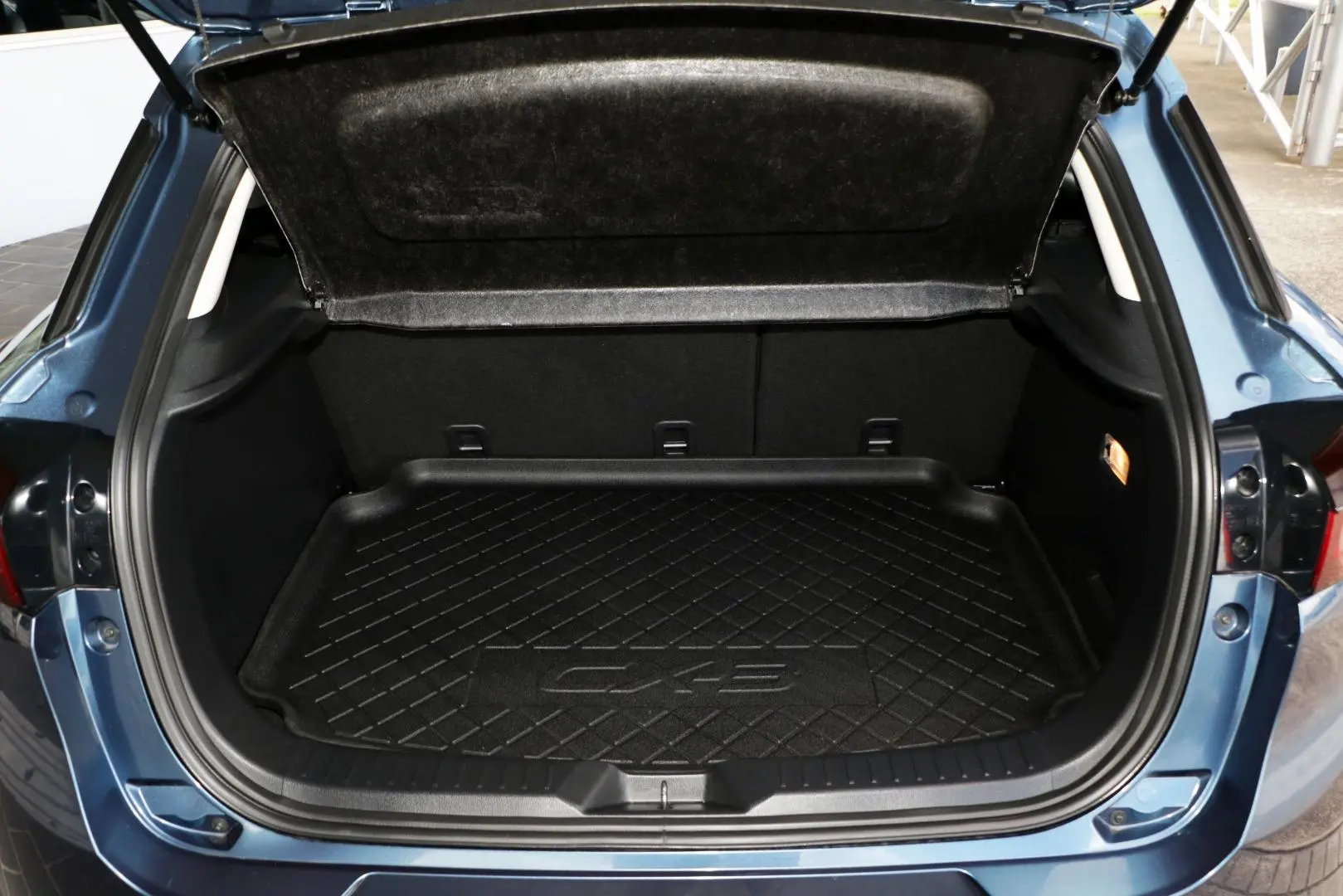 2020 Mazda CX-3 Gallery Image 24