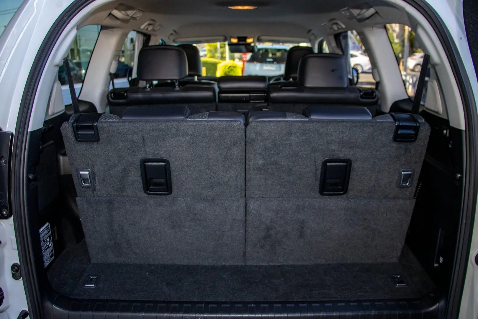 2019 Toyota Landcruiser Prado Gallery Image 22