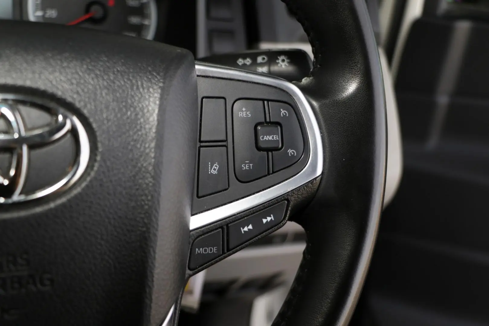 2024 Toyota Hiace Gallery Image 17