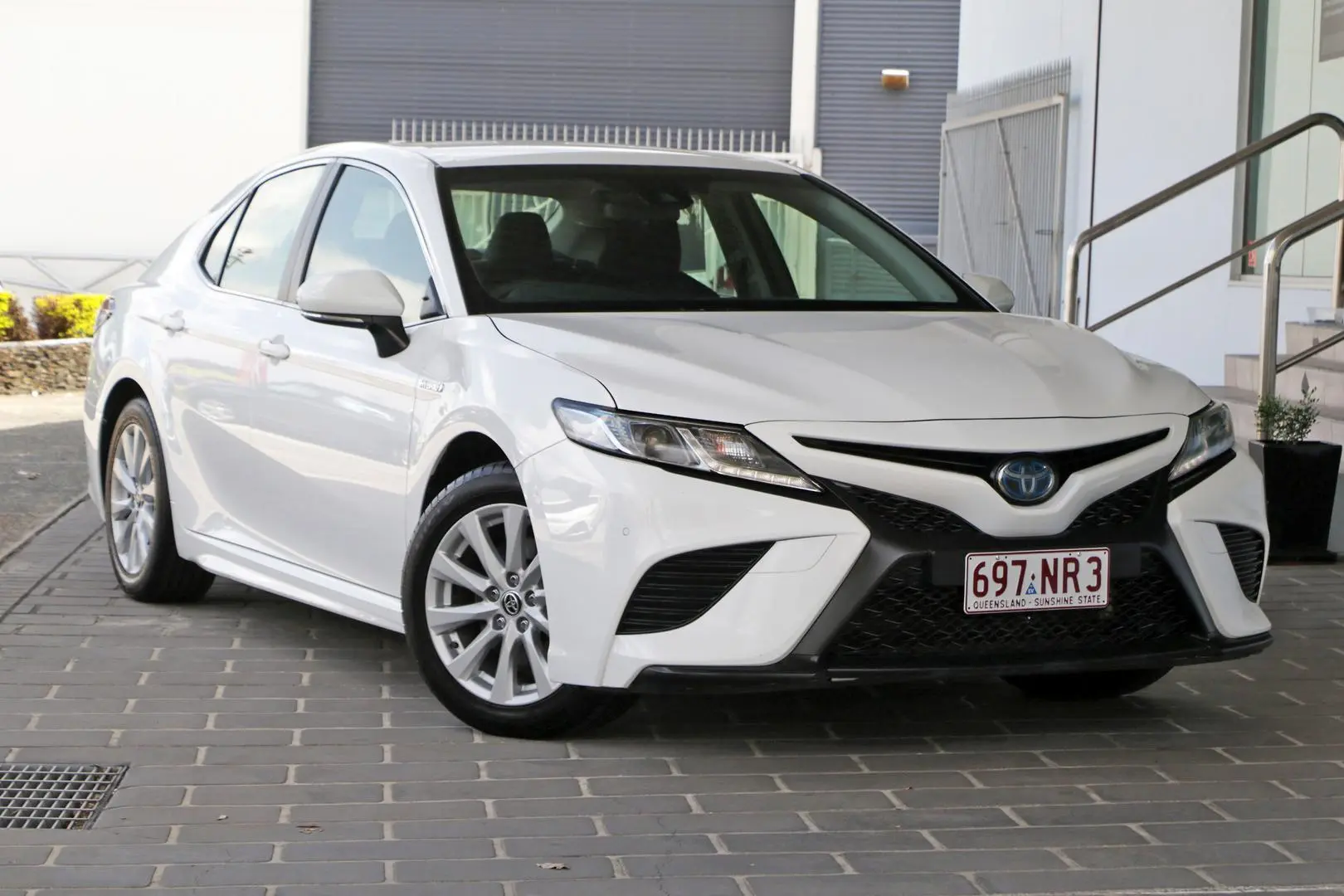 2020 Toyota Camry Gallery Image 1
