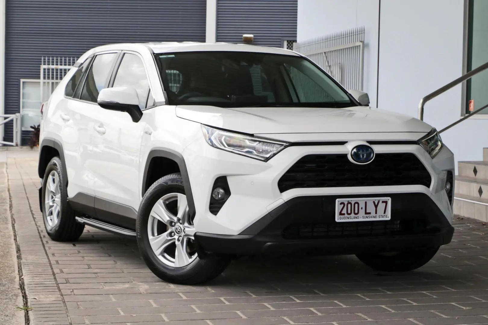 2020 Toyota Rav4 Gallery Image 1