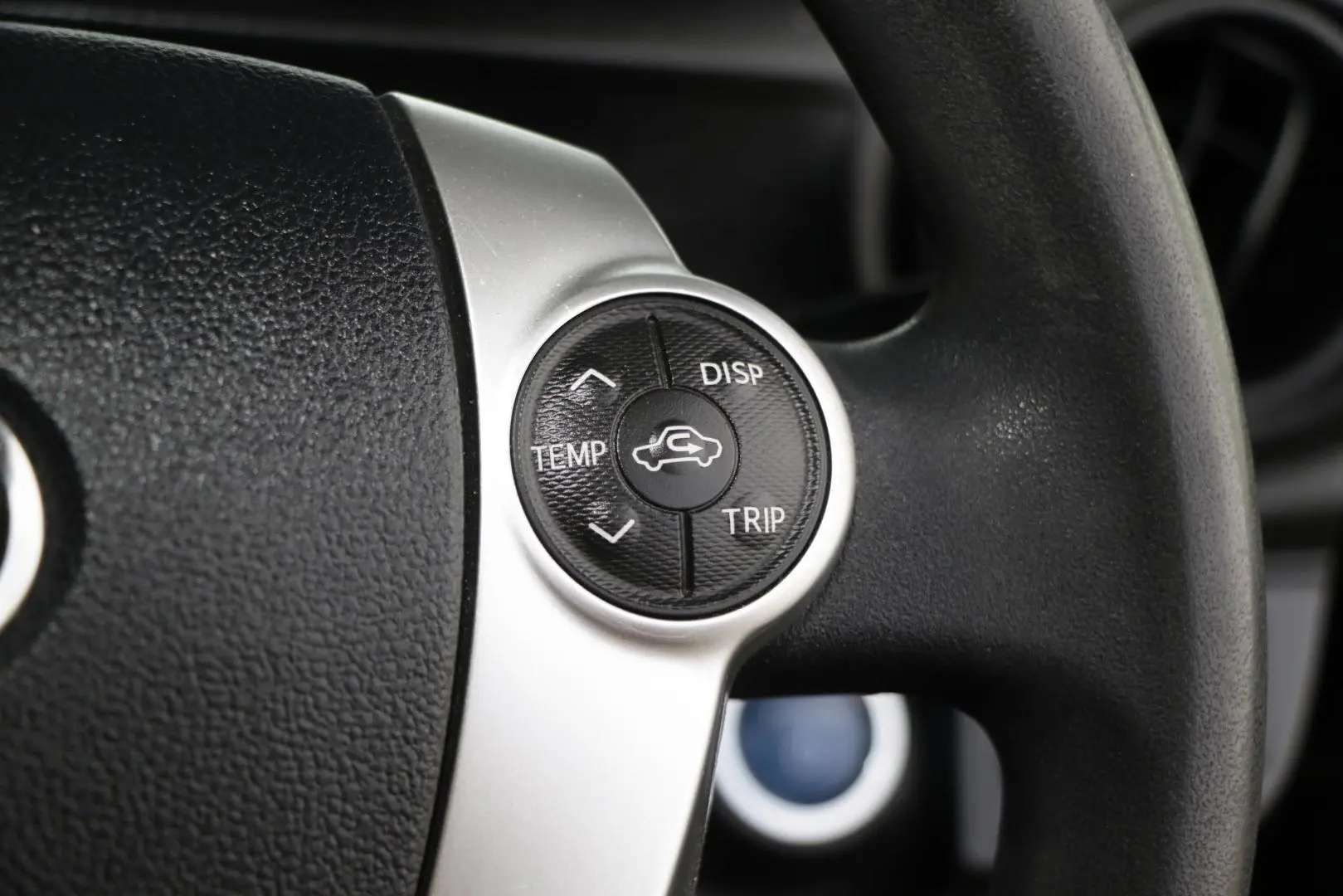 2015 Toyota Prius C Gallery Image 16