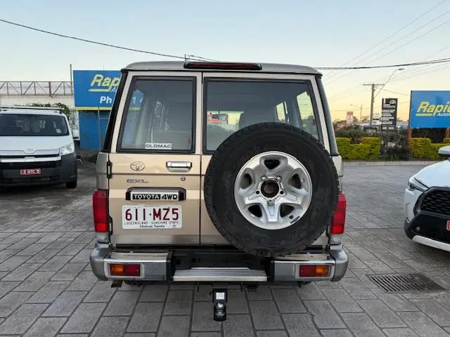 2018 Toyota Landcruiser Gallery Image 6