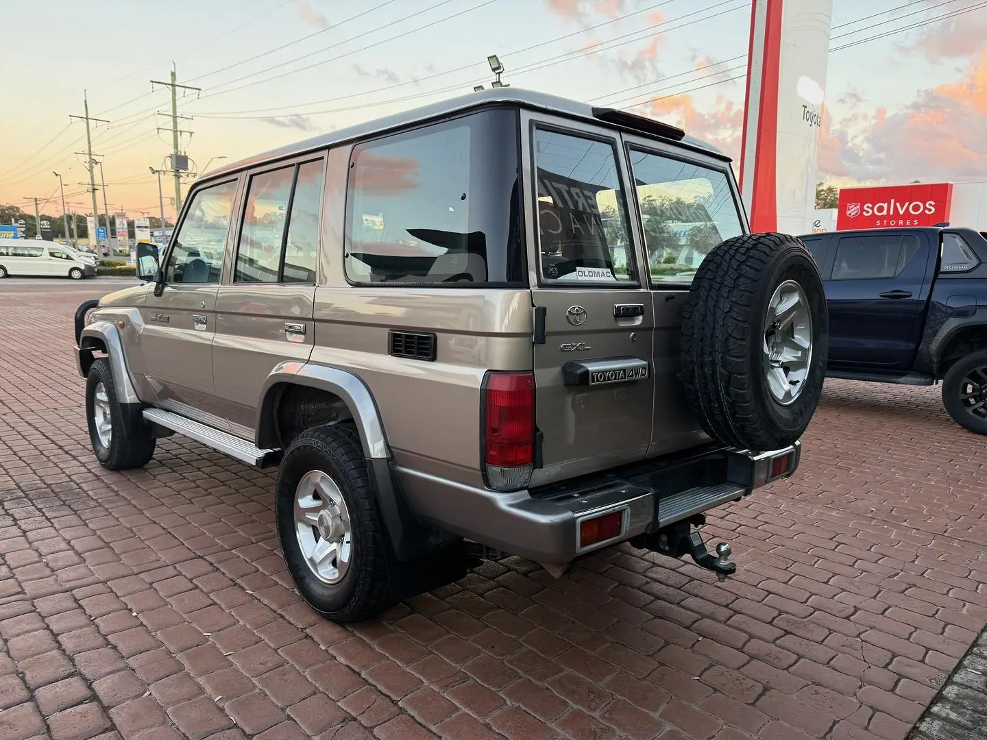 2018 Toyota Landcruiser Gallery Image 4
