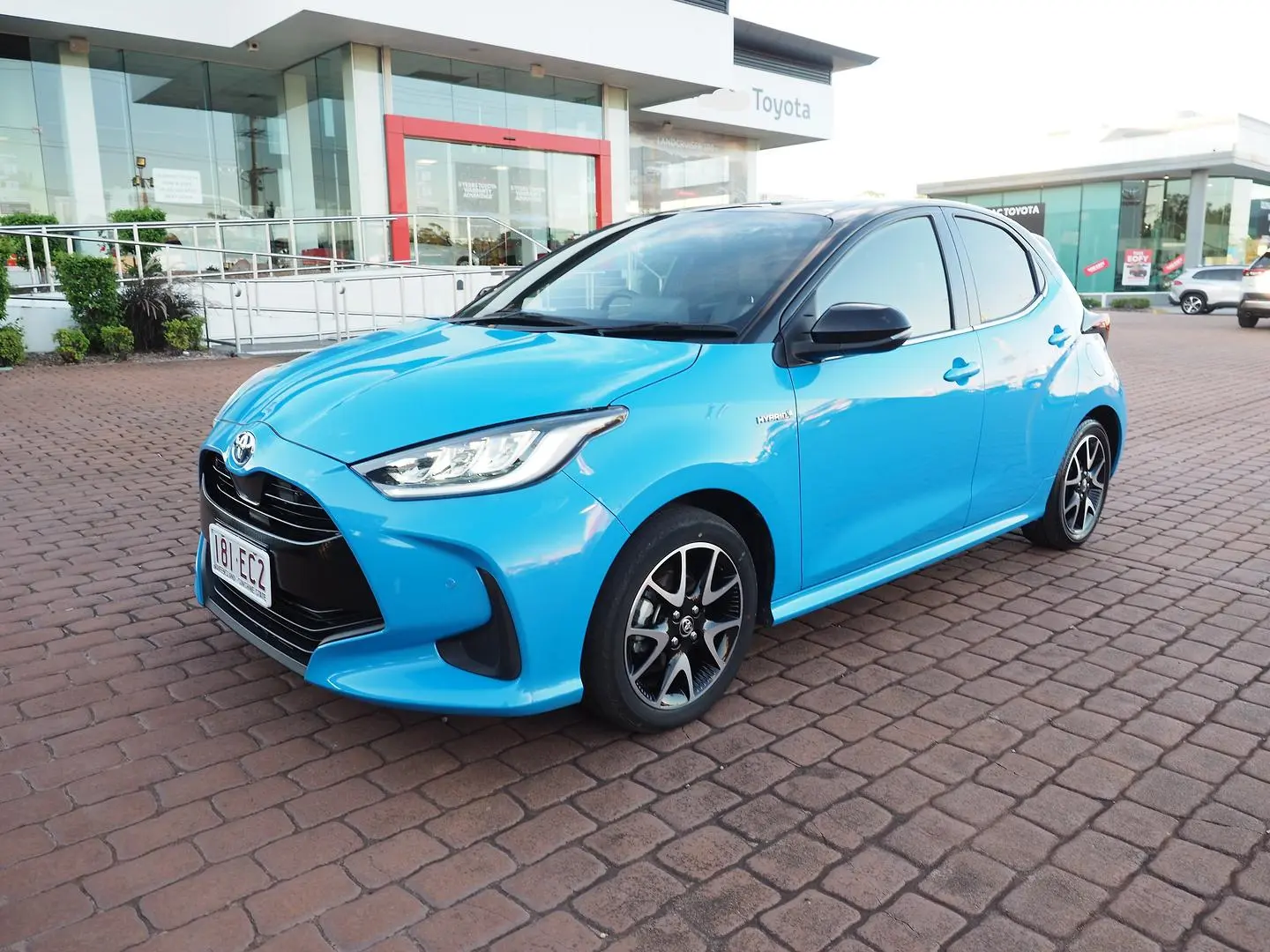 2021 Toyota Yaris Gallery Image 9