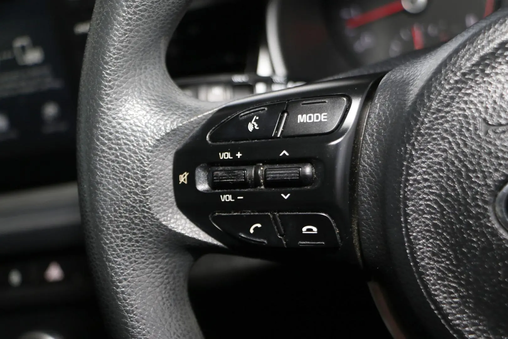 2019 Kia Rio Gallery Image 12