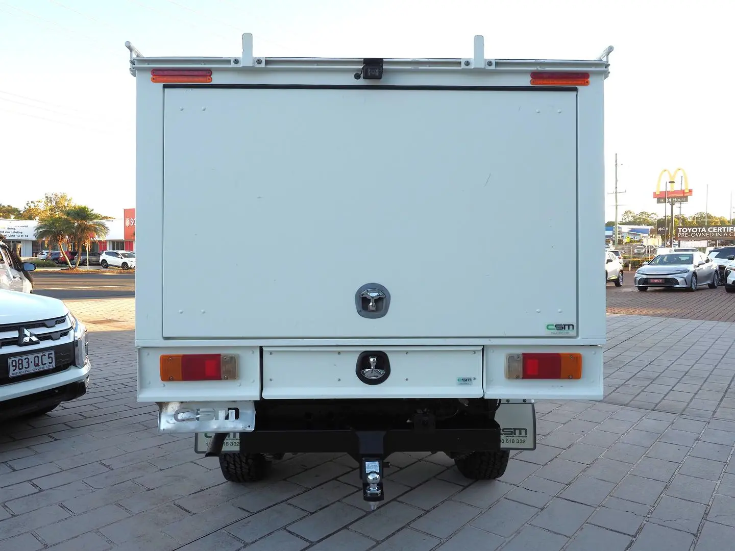 2019 Toyota Landcruiser Gallery Image 9