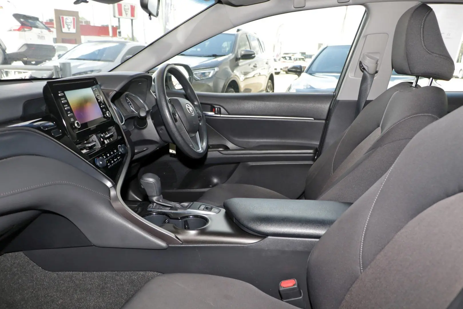 2022 Toyota Camry Gallery Image 8