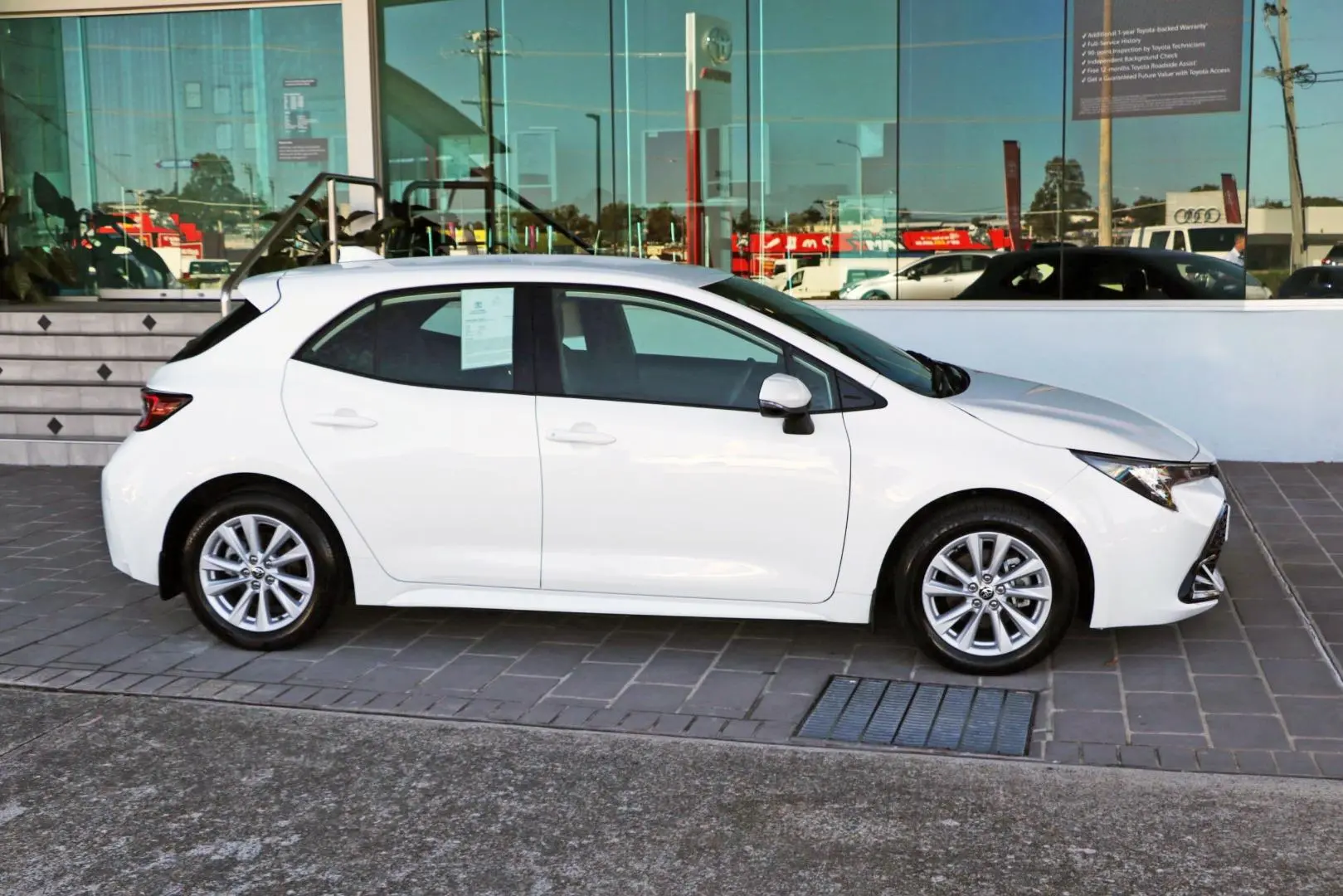 2022 Toyota Corolla Gallery Image 7