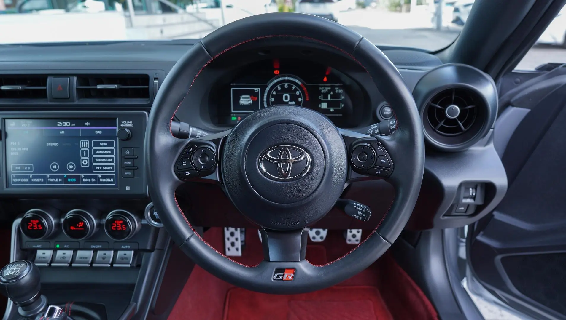 2025 Toyota GR86 Gallery Image 16