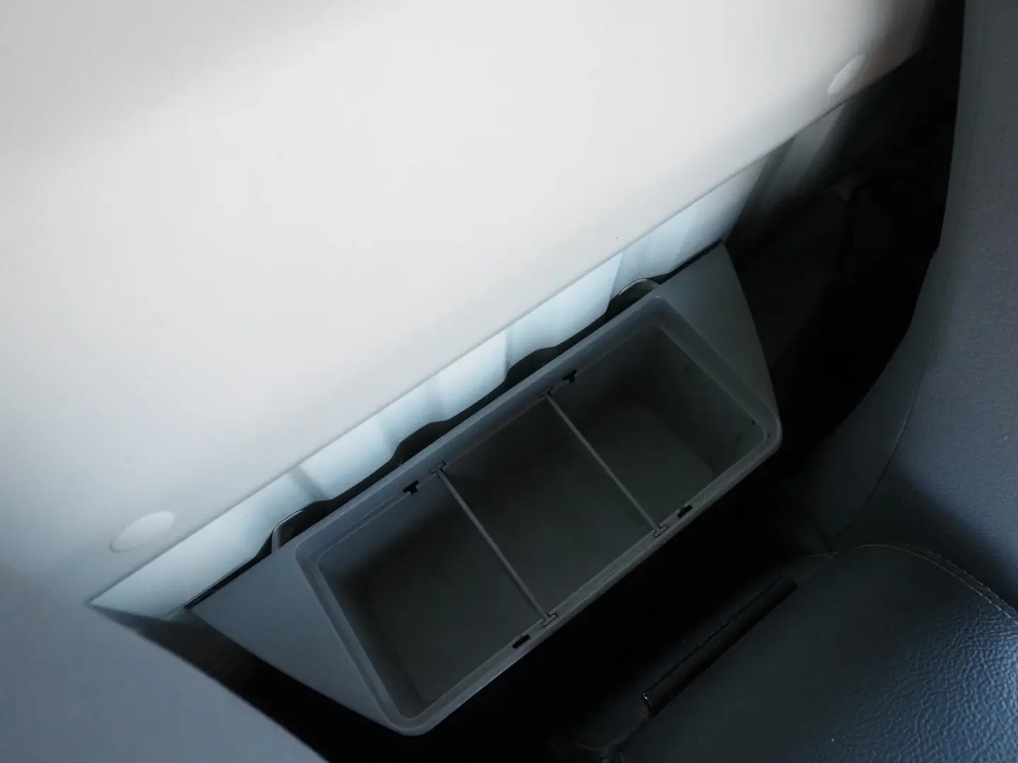 2019 Toyota Landcruiser Gallery Image 24